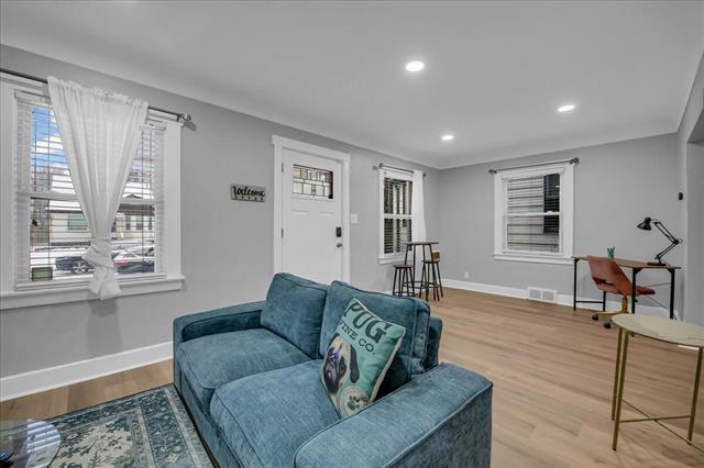 Builiding view four for 382 W Hayes, Hazel Park, MI. 48030