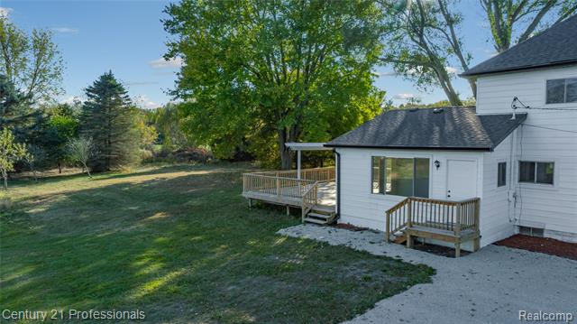 Builiding view eight for 7359 Clair Hwy, East China, MI. 48054