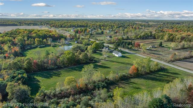 Builiding view fifty five for 7359 Clair Hwy, East China, MI. 48054