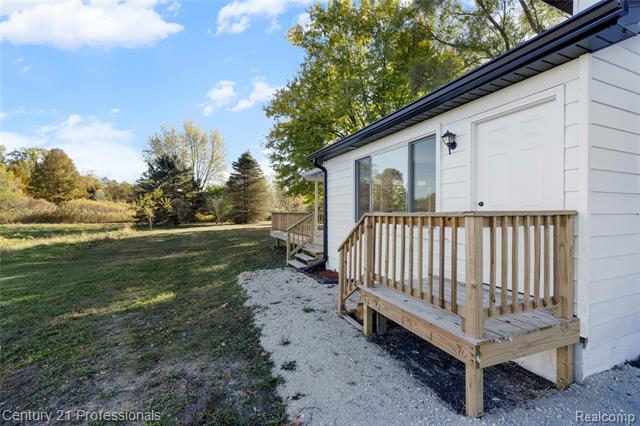 Builiding view forty eight for 7359 Clair Hwy, East China, MI. 48054