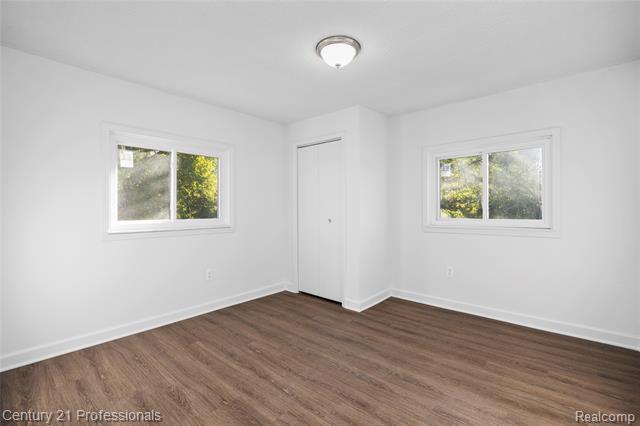 Builiding view thirty nine for 7359 Clair Hwy, East China, MI. 48054