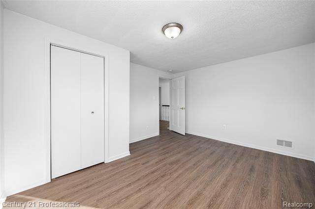 Builiding view thirty two for 7359 Clair Hwy, East China, MI. 48054