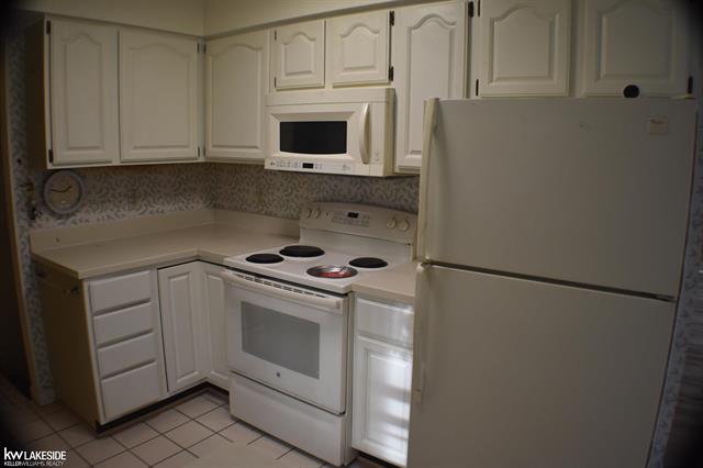 Builiding view seven for 3405 Hemlock, East China, MI. 48054