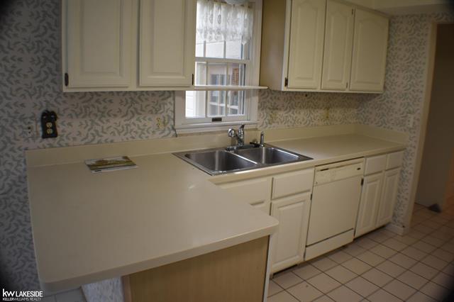 Builiding view six for 3405 Hemlock, East China, MI. 48054