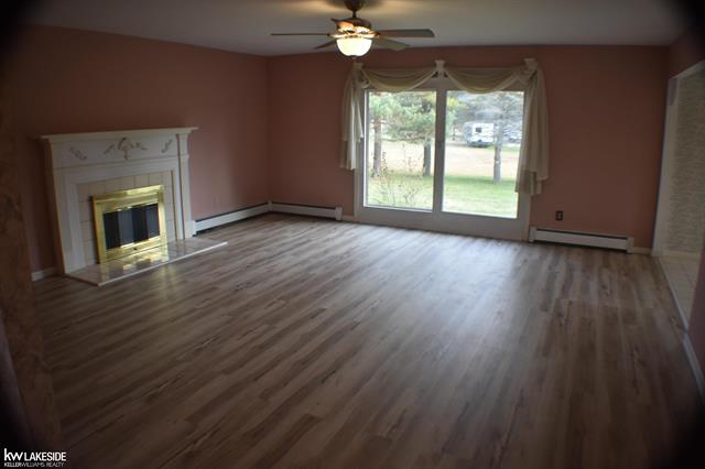 Builiding view thirteen for 3405 Hemlock, East China, MI. 48054