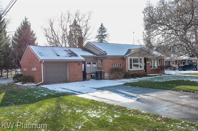 front view for 541 Cloverlawn, East China, Mi. 48054