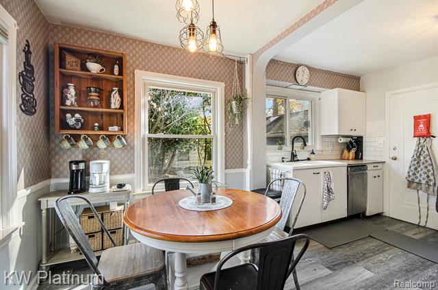 Builiding view seven for 715 Thornapple, Saint Clair, MI. 48079