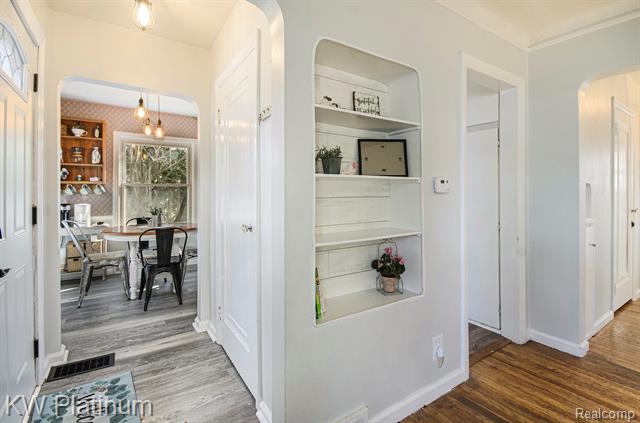 Builiding view six for 715 Thornapple, Saint Clair, MI. 48079