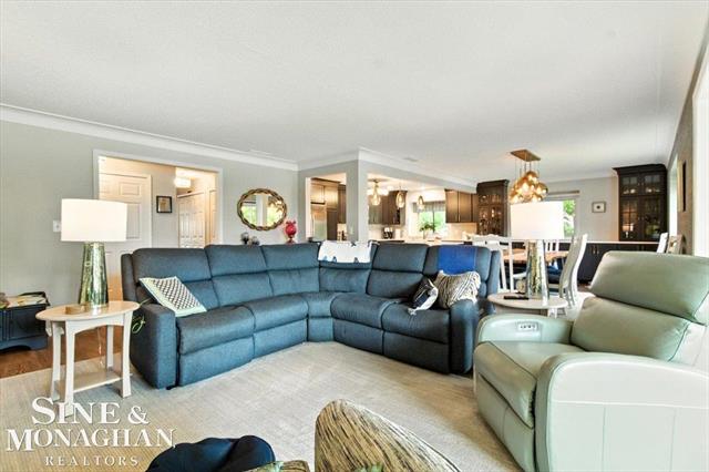 Builiding view six for 669 N Riverside, Saint Clair, MI. 48079