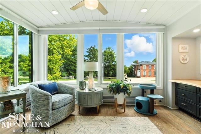 Builiding view ten for 669 N Riverside, Saint Clair, MI. 48079