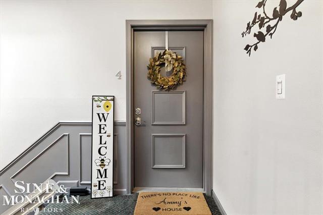 Builiding view twenty nine for 669 N Riverside, Saint Clair, MI. 48079