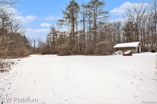 Builiding view fourteen for 4705 Ketchum, Saint Clair, MI. 48079