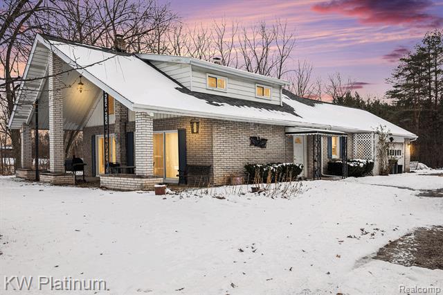 Builiding view one for 4705 Ketchum, Saint Clair, MI. 48079