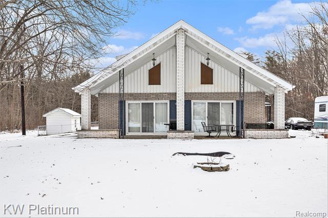 Builiding view two for 4705 Ketchum, Saint Clair, MI. 48079