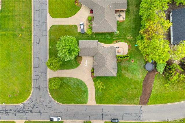 Builiding view forty two for 2376 Joseph Tamron, Saint Clair, MI. 48079