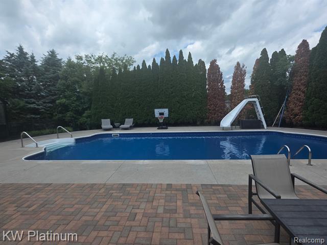 Builiding view forty three for 4296 Scott B, Saint Clair, MI. 48079