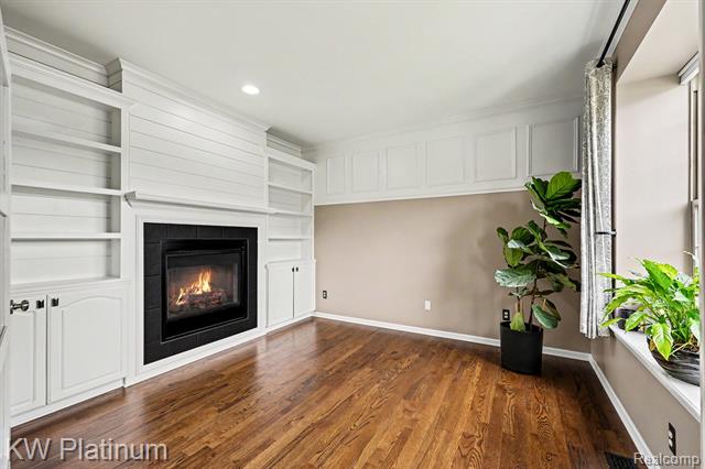 Builiding view six for 4296 Scott B, Saint Clair, MI. 48079