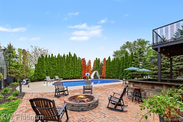 Builiding view thirty five for 4296 Scott B, Saint Clair, MI. 48079