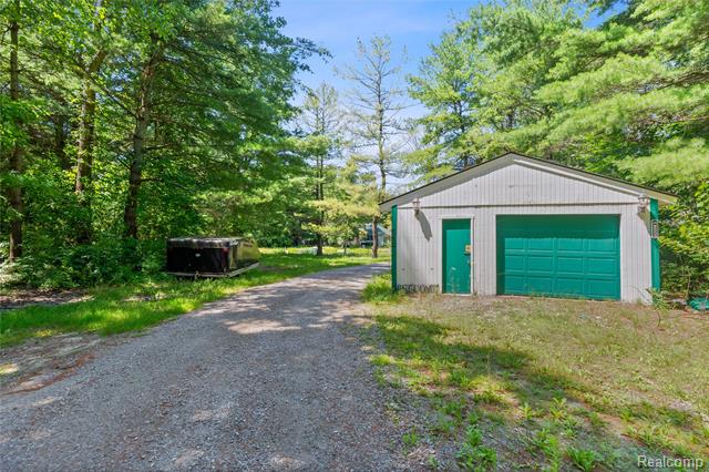 Builiding view fifty one for 680 S Bartlett, Saint Clair, MI. 48079