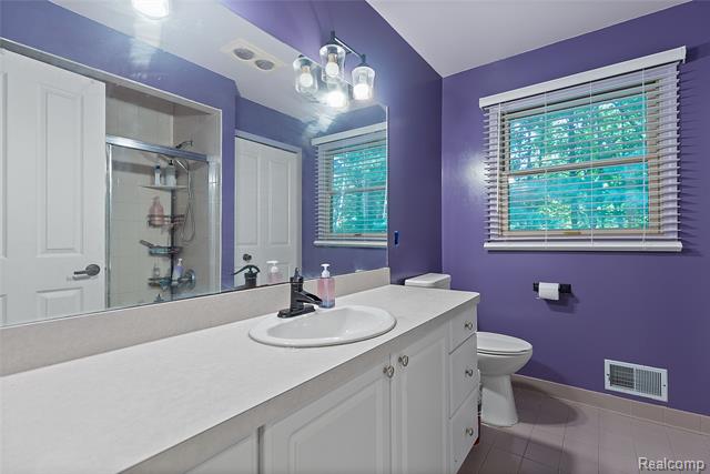 Builiding view nineteen for 680 S Bartlett, Saint Clair, MI. 48079