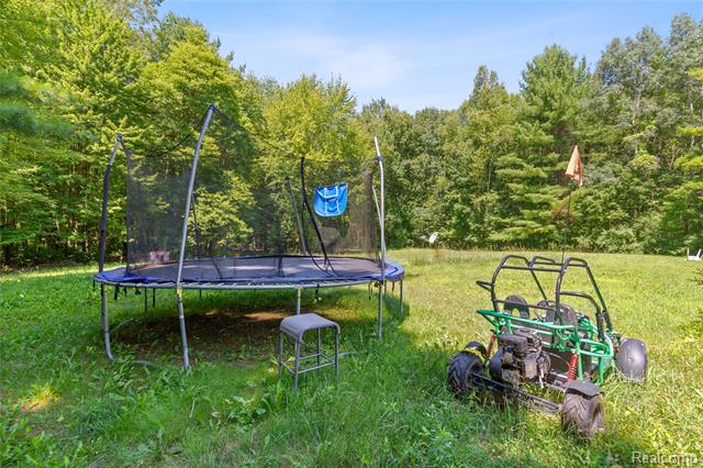 Builiding view thirty seven for 680 S Bartlett, Saint Clair, MI. 48079