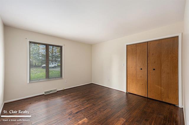 Builiding view eighteen for 2516 River, Marysville, MI. 48040