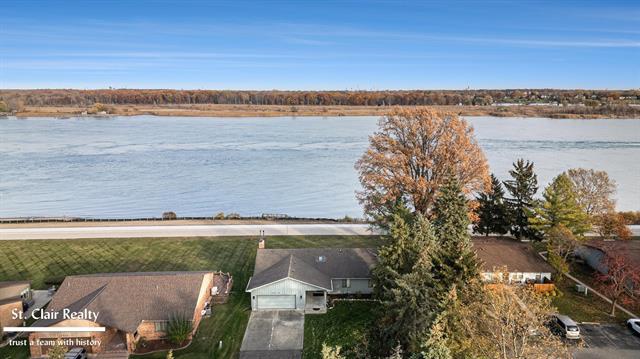 Builiding view five for 2516 River, Marysville, MI. 48040