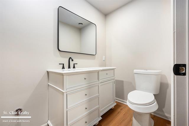 Builiding view twenty seven for 2516 River, Marysville, MI. 48040