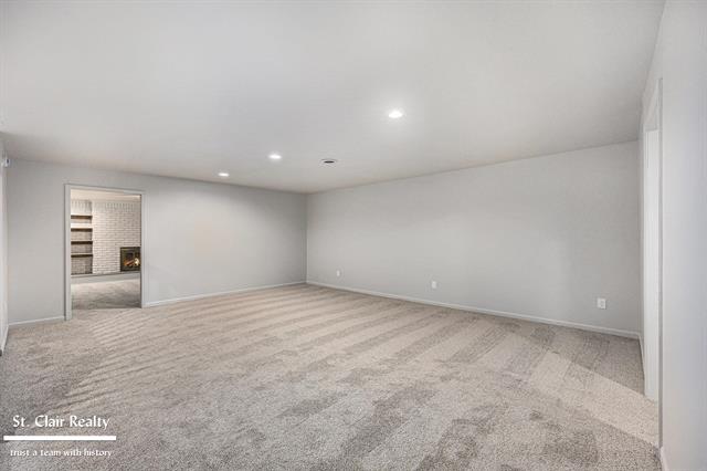 Builiding view twenty two for 2516 River, Marysville, MI. 48040