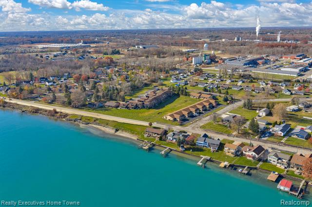 Builiding view fifty one for 2500 River, Marysville, MI. 48040