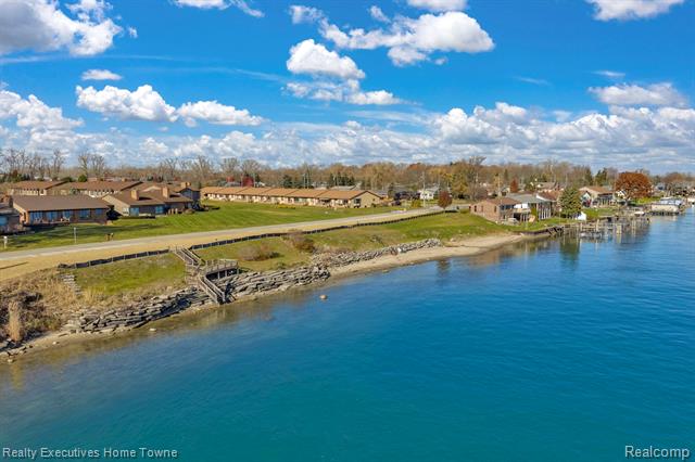 Builiding view fifty three for 2500 River, Marysville, MI. 48040