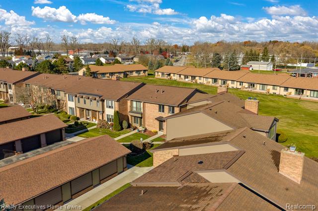 Builiding view five for 2500 River, Marysville, MI. 48040