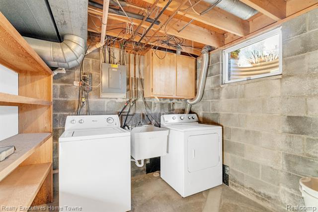 Builiding view forty one for 2500 River, Marysville, MI. 48040