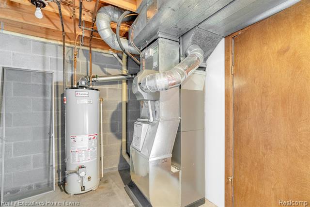 Builiding view forty two for 2500 River, Marysville, MI. 48040