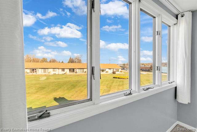 Builiding view thirty three for 2500 River, Marysville, MI. 48040