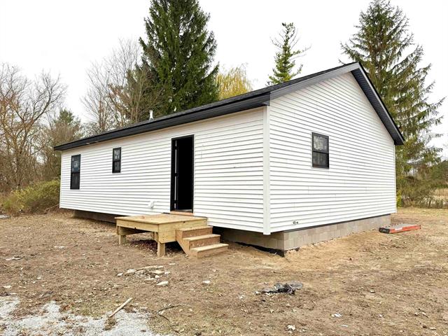 Builiding view twenty for 385 Mayer, Saint Clair, MI. 48079