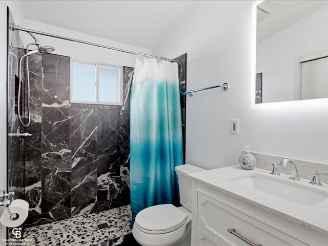 Builiding view nineteen for 2226 River, Marysville, MI. 48040