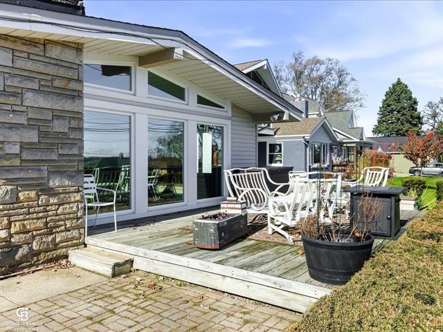 Builiding view three for 2226 River, Marysville, MI. 48040