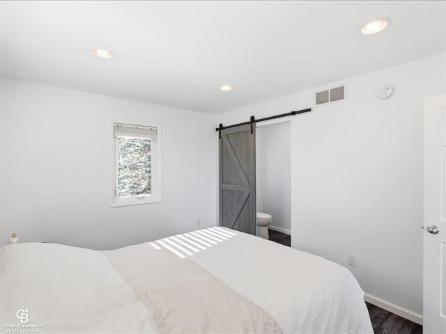 Builiding view twenty seven for 2226 River, Marysville, MI. 48040