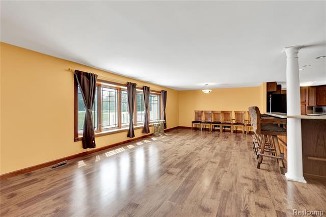 Builiding view sixteen for 5428 Gratiot, Saint Clair, MI. 48079