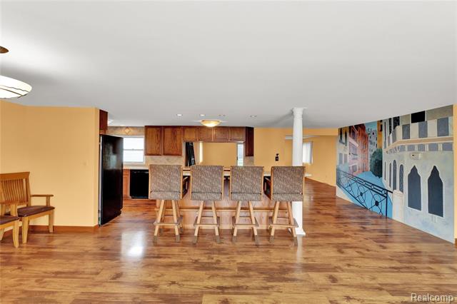 Builiding view twenty seven for 5428 Gratiot, Saint Clair, MI. 48079