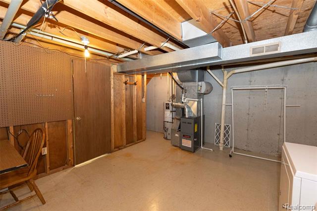 Builiding view thirty one for 125 Cuttle, Marysville, MI. 48040