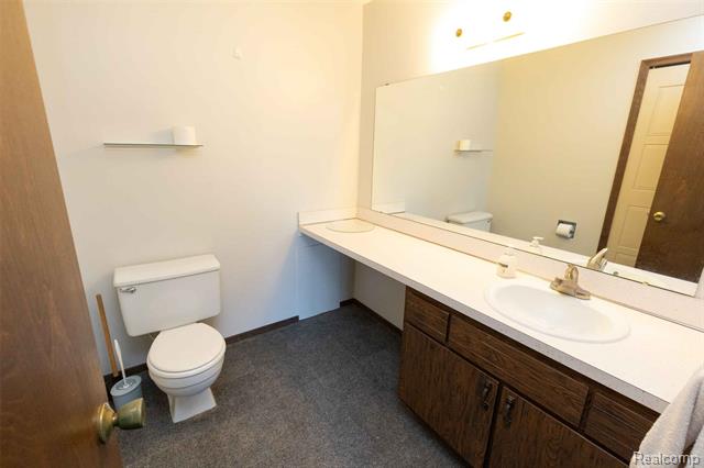 Builiding view twenty one for 125 Cuttle, Marysville, MI. 48040