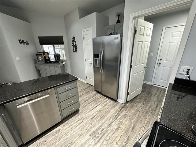 Builiding view eighteen for 920 Covington, Marysville, MI. 48040