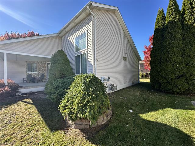 Builiding view six for 920 Covington, Marysville, MI. 48040