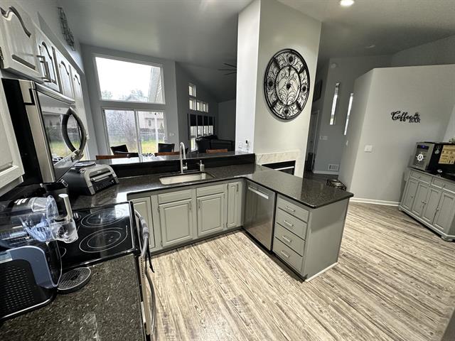 Builiding view sixteen for 920 Covington, Marysville, MI. 48040