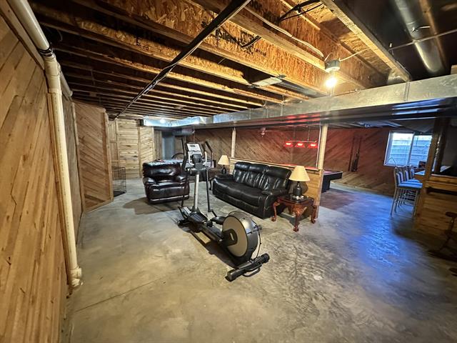 Builiding view thirty eight for 920 Covington, Marysville, MI. 48040