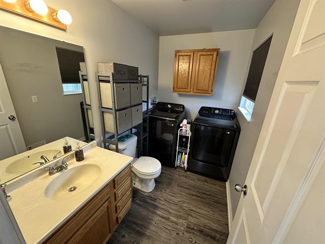 Builiding view thirty for 920 Covington, Marysville, MI. 48040