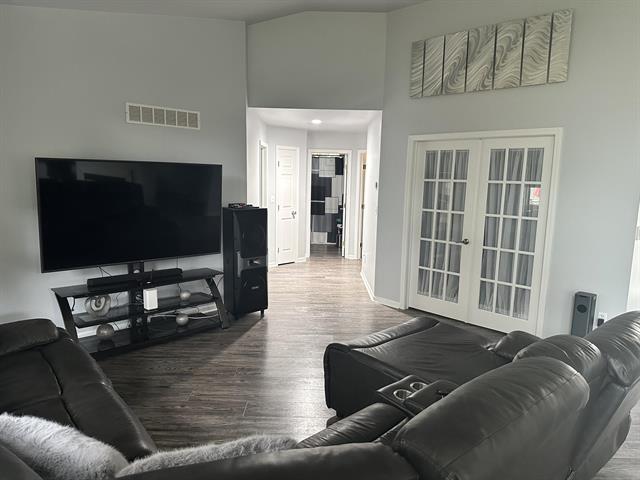 Builiding view twelve for 920 Covington, Marysville, MI. 48040