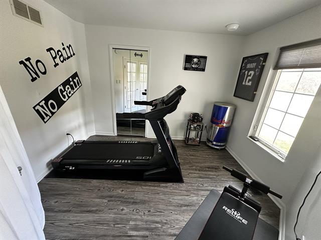 Builiding view twenty for 920 Covington, Marysville, MI. 48040